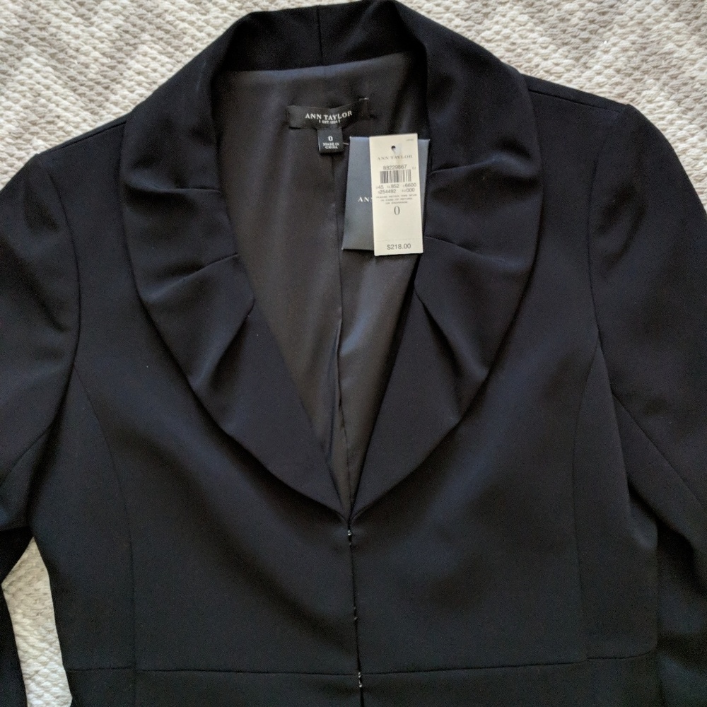 Ann Taylor black blazer